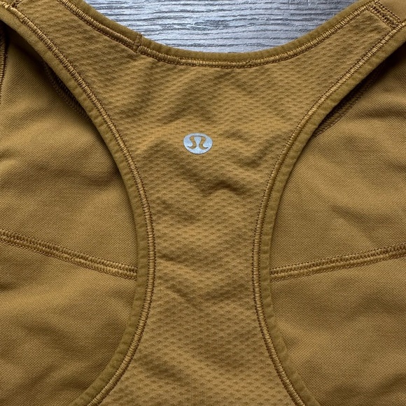 lululemon athletica Golden Sports Bra - Picture 2 of 3